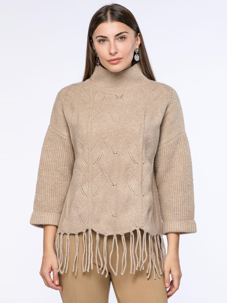 Knitted Sweater with Fringes