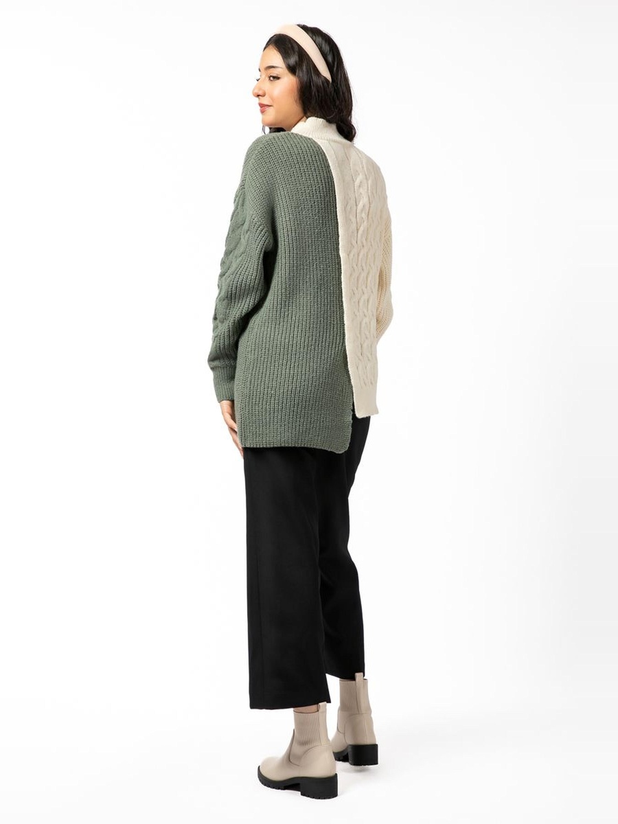 بلوفر محبوكة متباينة اللون بنمط غير متماثل الطول
