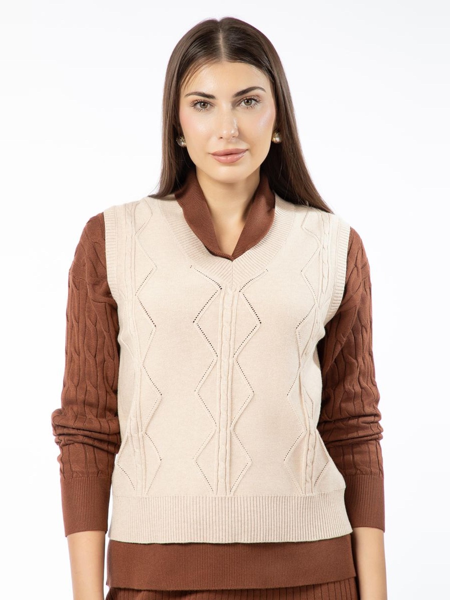 Sleeveless Knitted Sweater with Textured Woven