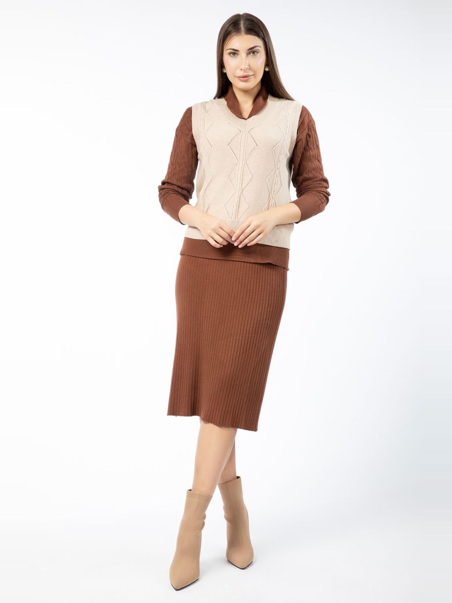 Sleeveless Knitted Sweater with Textured Woven