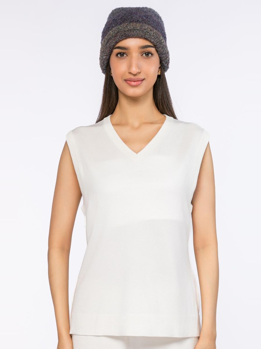 Sleeveless Knitted Top