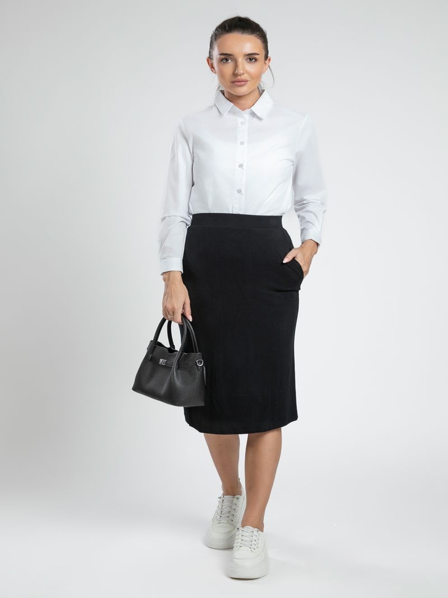Womens Knee-Length Fitted Skirt with Pockets