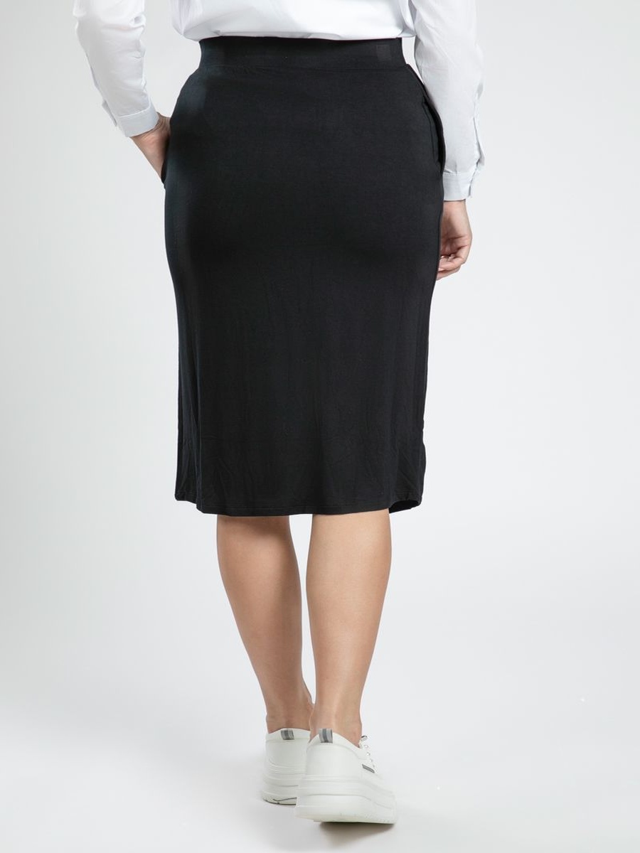 Womens Knee-Length Fitted Skirt with Pockets