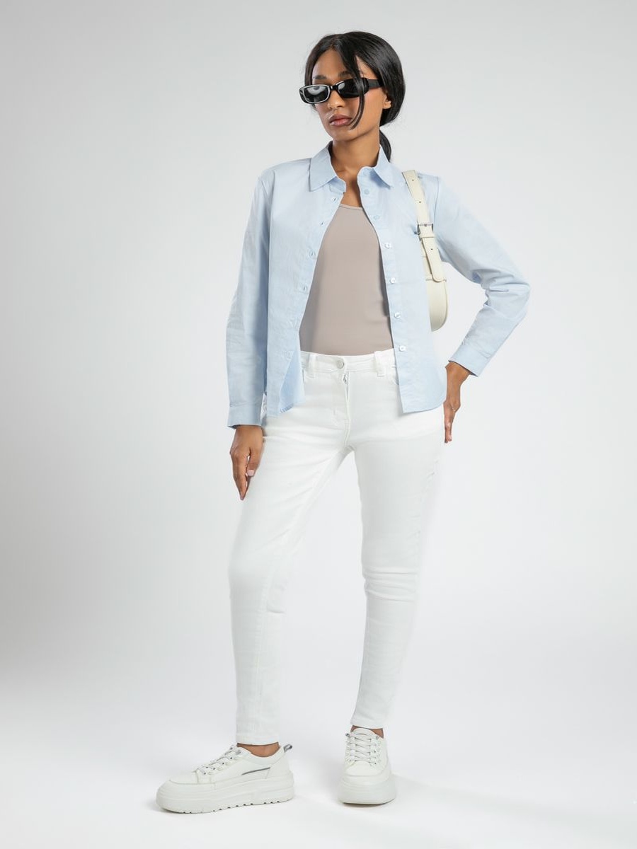 Elevated Basic Women Skinny Jeans Solid Color with Stretch Fabric