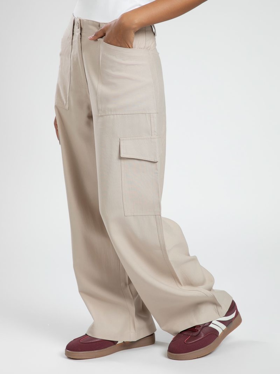 Urban Women Wide Leg Pants Solid Color