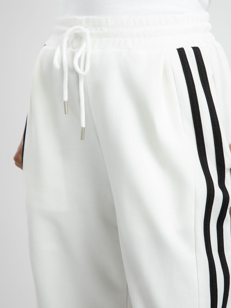Women Casual Wide-Leg Sweatpants Side Stripes, Elastic Waist