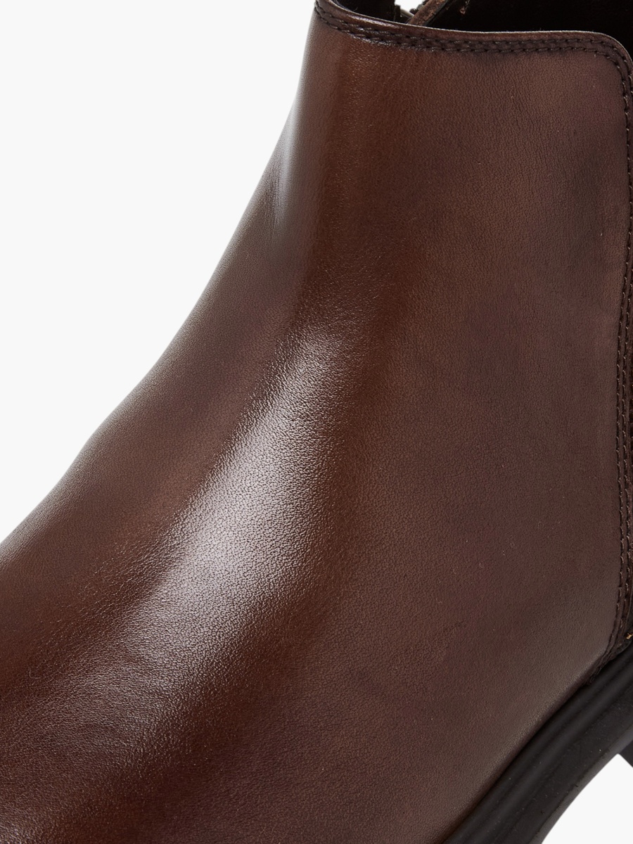 Women Ankle Boots with Zip Clousre