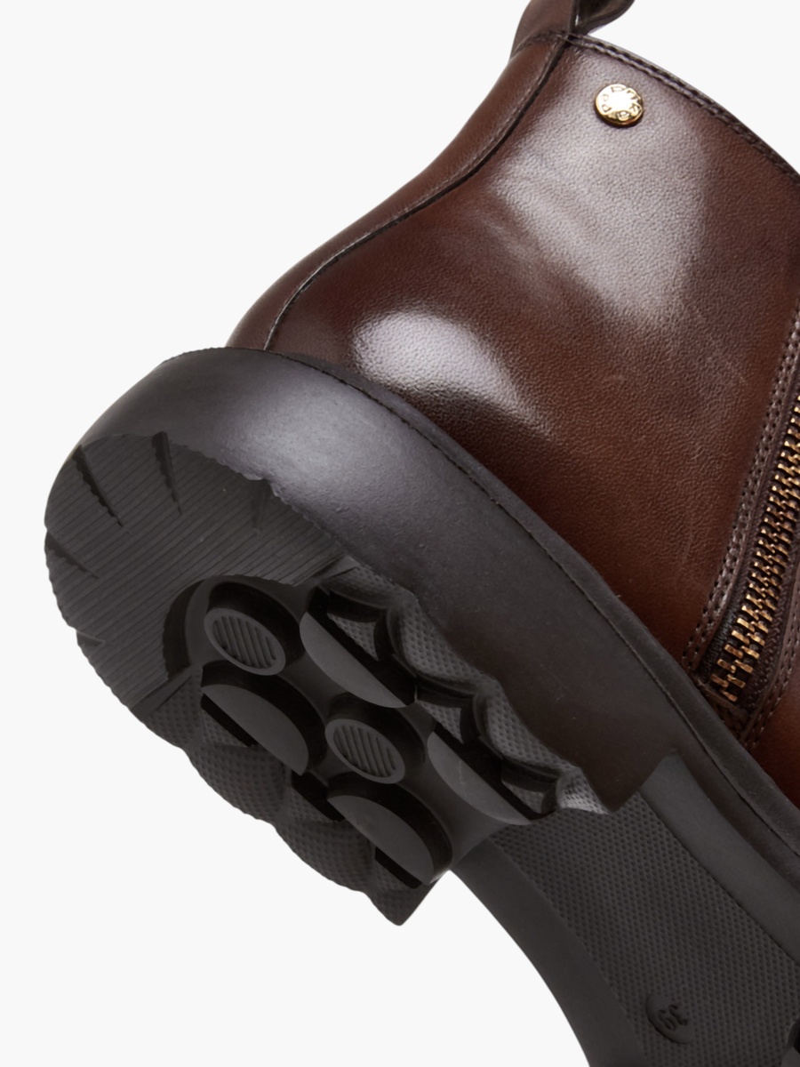 Women Ankle Boots with Zip Clousre
