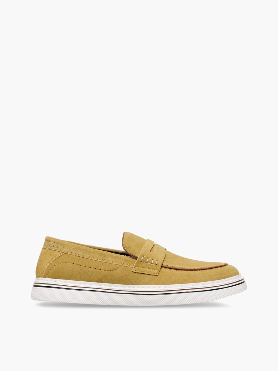 Men Cutout Detail Loafers