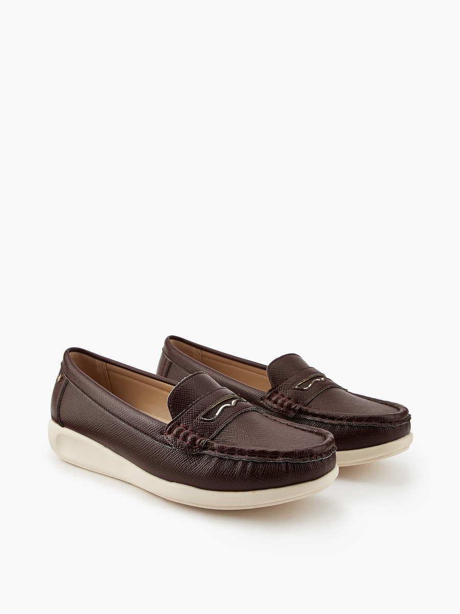 Women Cutout Slip-On Loafers