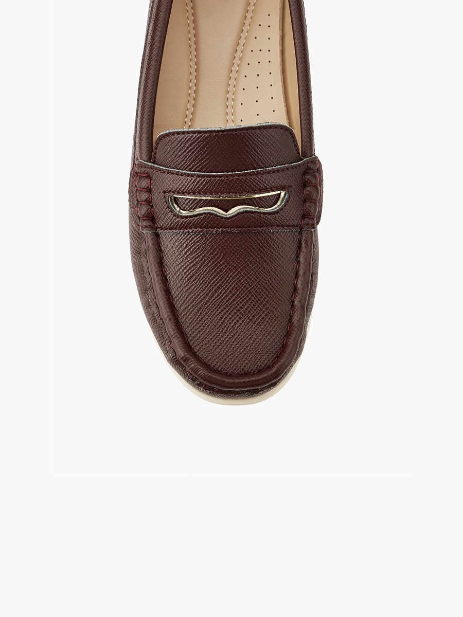 Women Cutout Slip-On Loafers