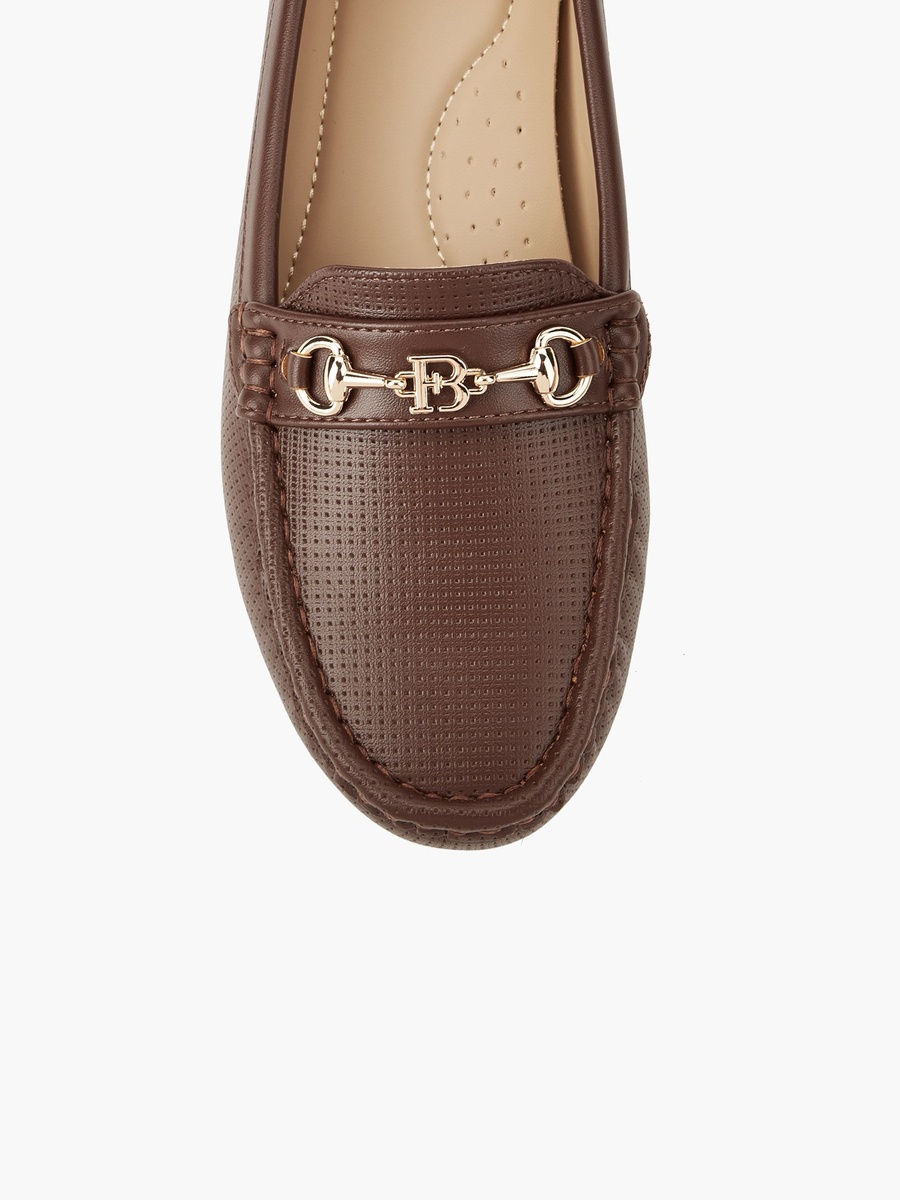 Women Buckle Accent Loafers