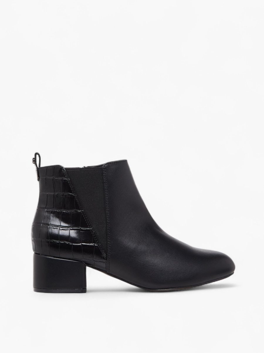 Women Textured Block Heel Ankle Boots
