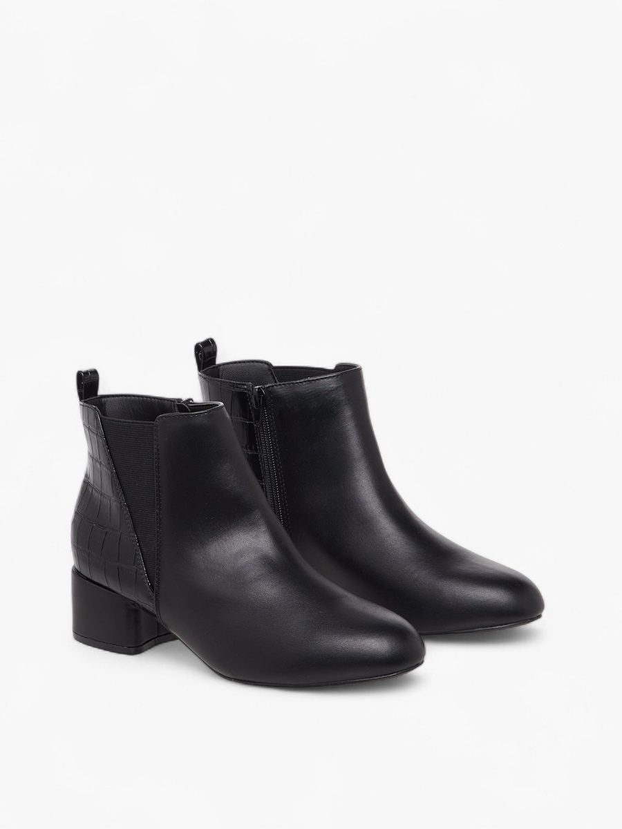 Women Textured Block Heel Ankle Boots