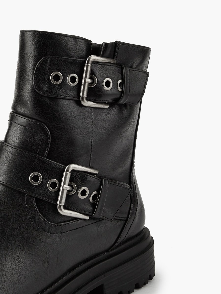 Women Buckle Accent Ankle Boots
