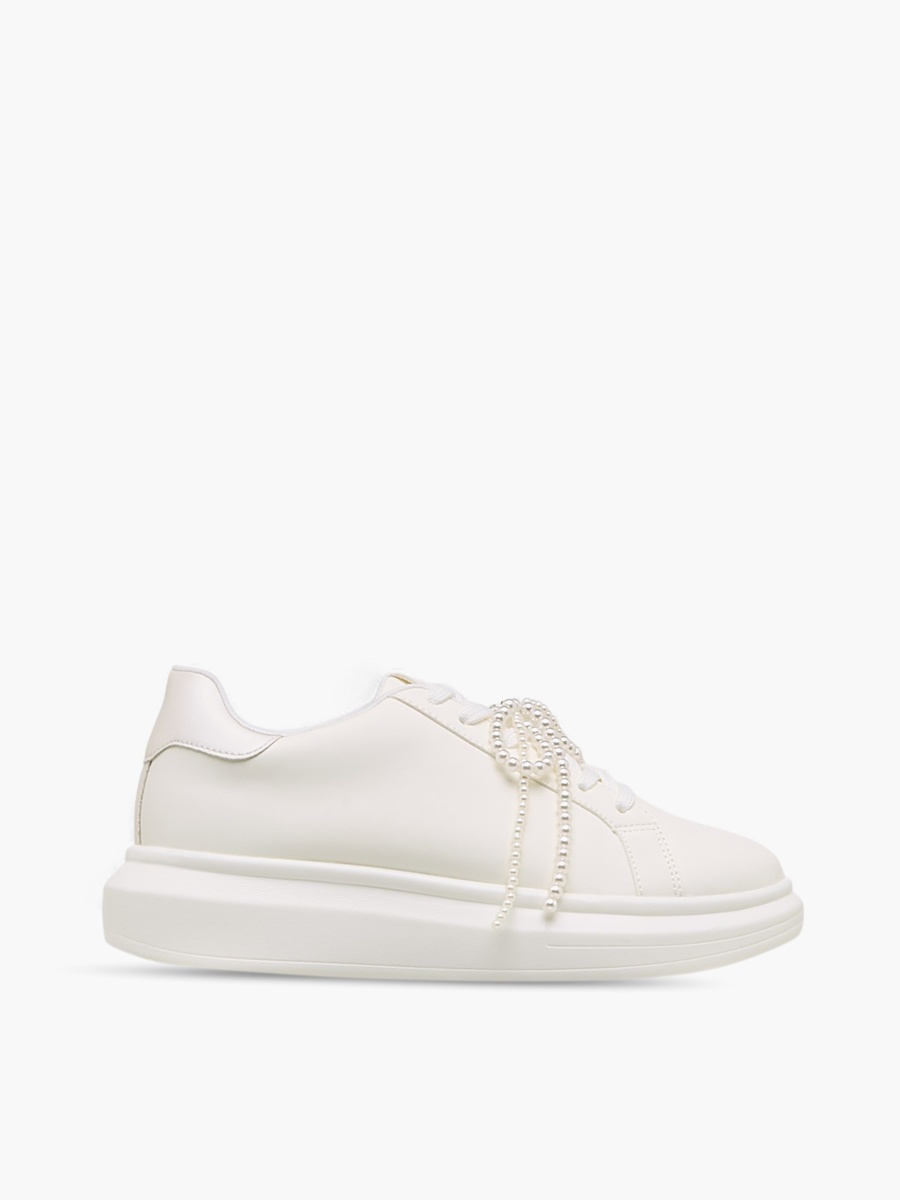 Women Pearl Embellished Sneakers