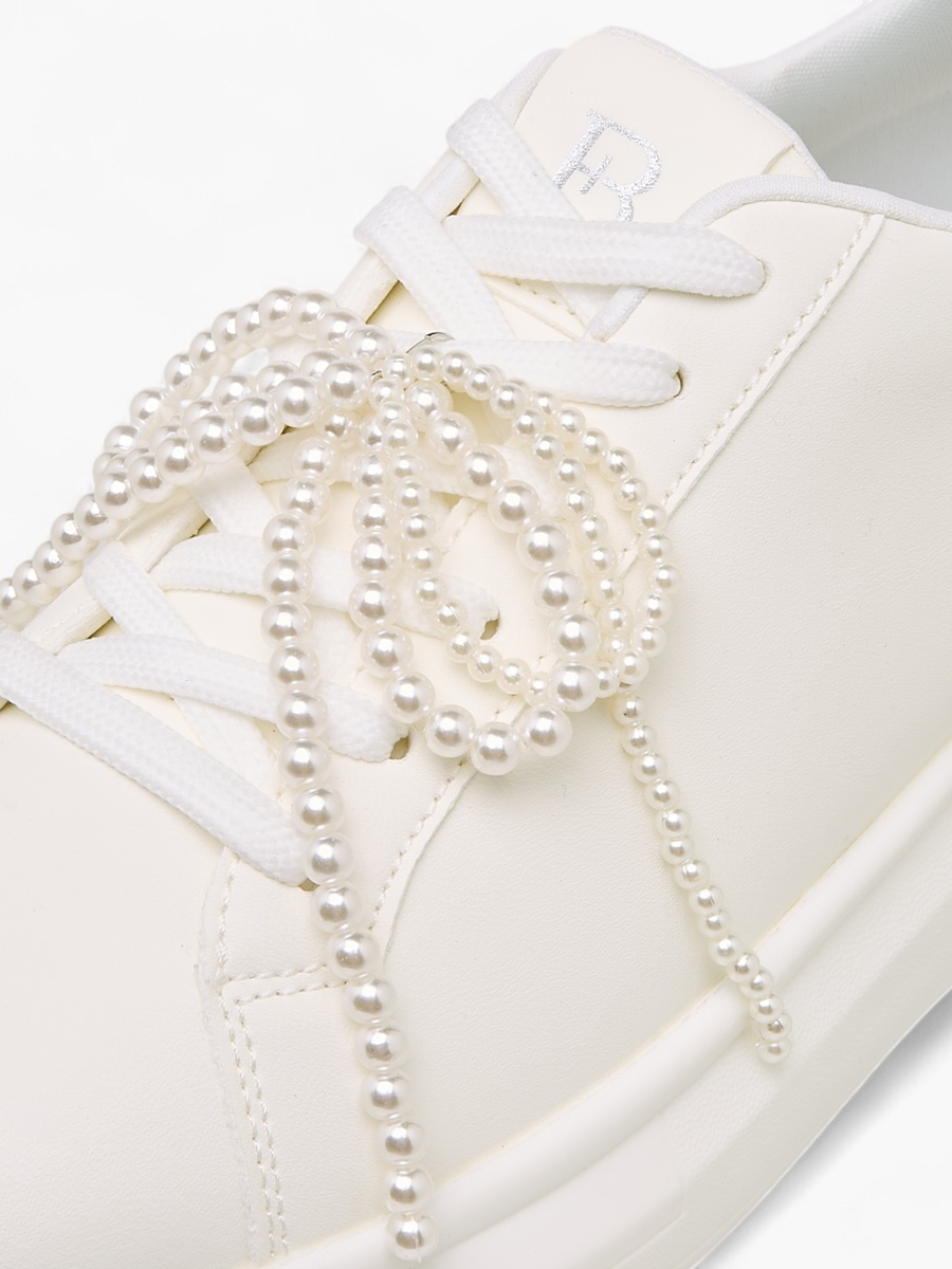 Women Pearl Embellished Sneakers