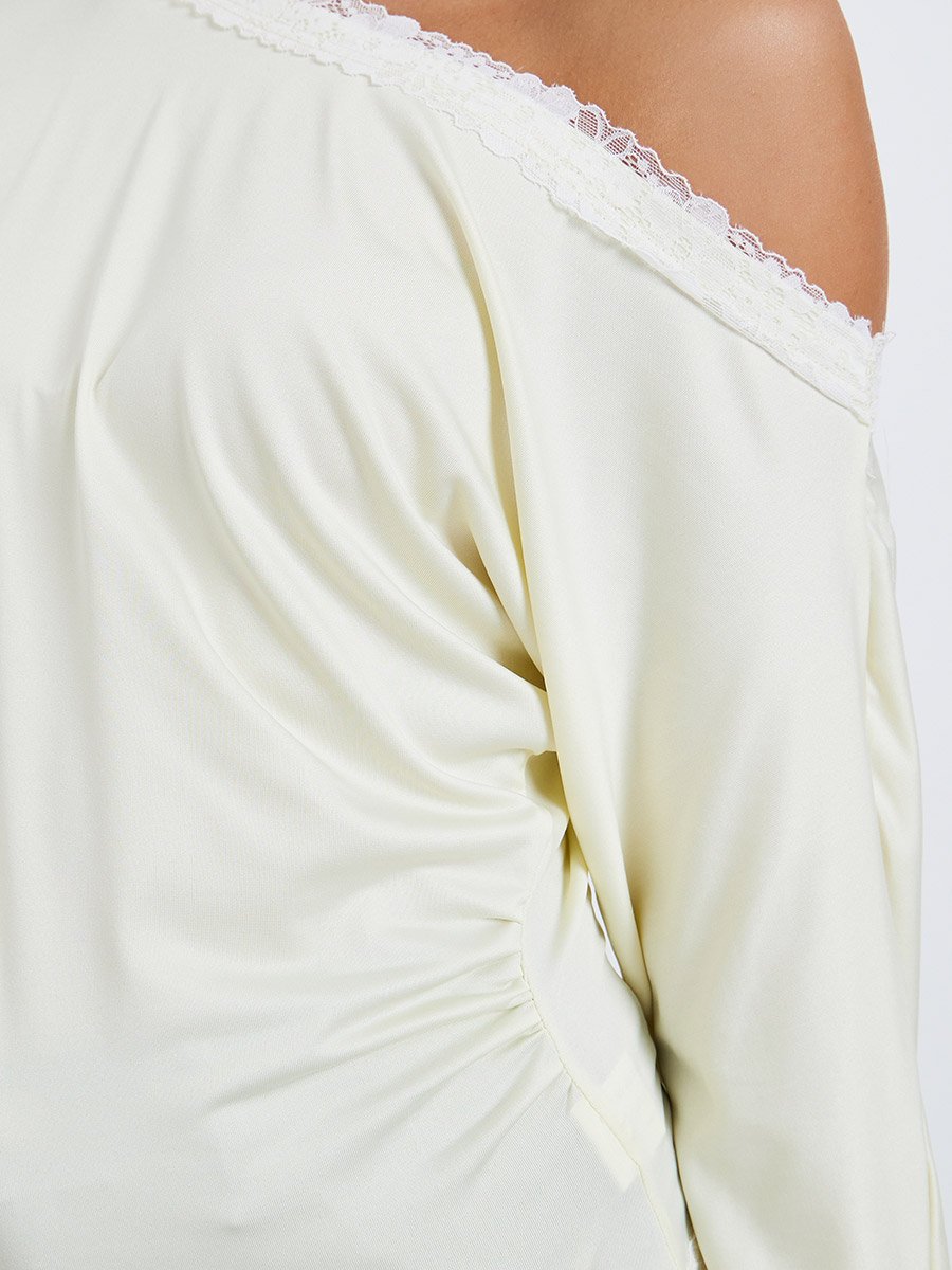 Women Lace Trim Asymmetric Neck T-Shirt
