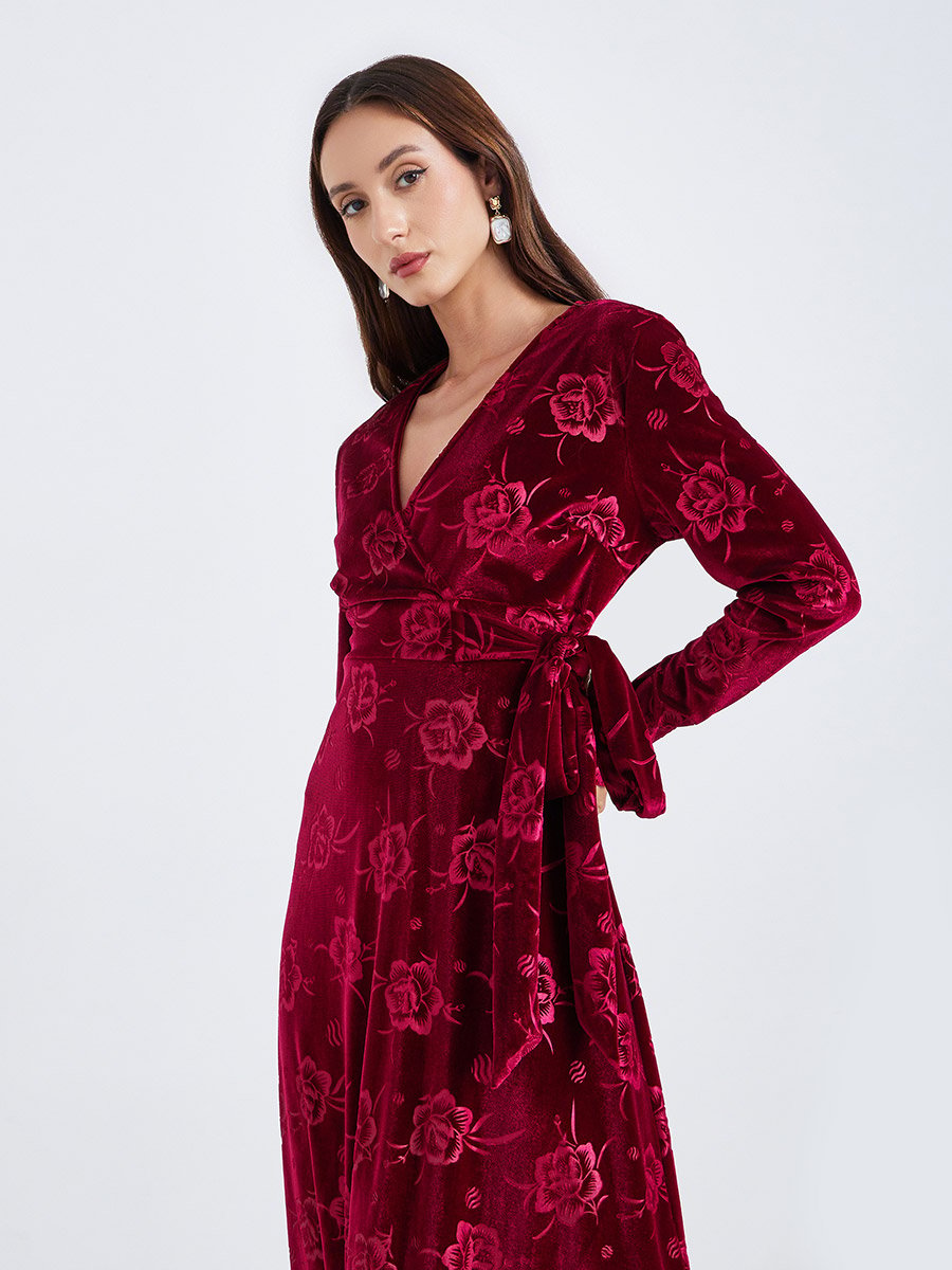 Women Burgundy Floral Printed Velvet Look Midi Dress For Women at Kuwait | Styli Women Burgundy Floral Printed Velvet Look Midi Dress For Women at Kuwait | Styli