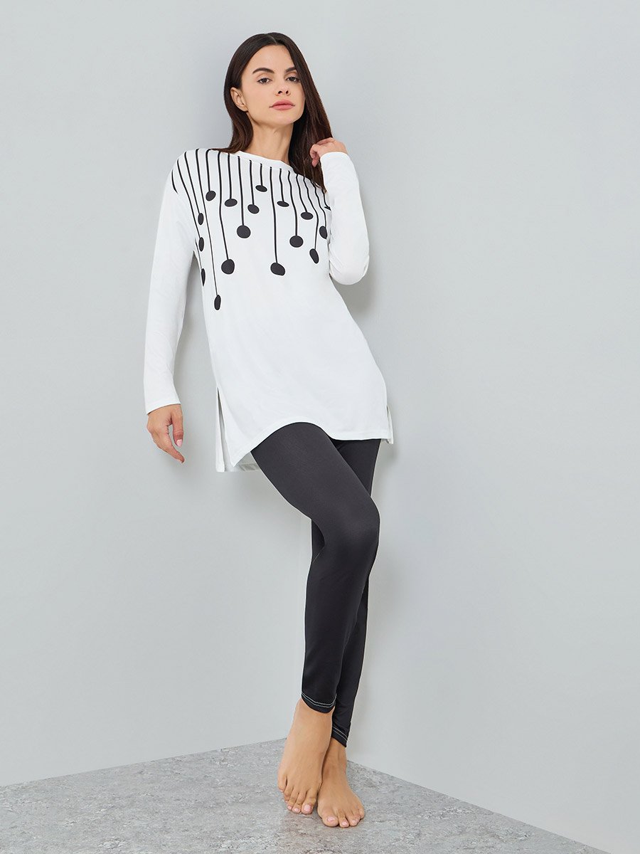 Women Graphic Printed Split Hem Top and Pyjama Set