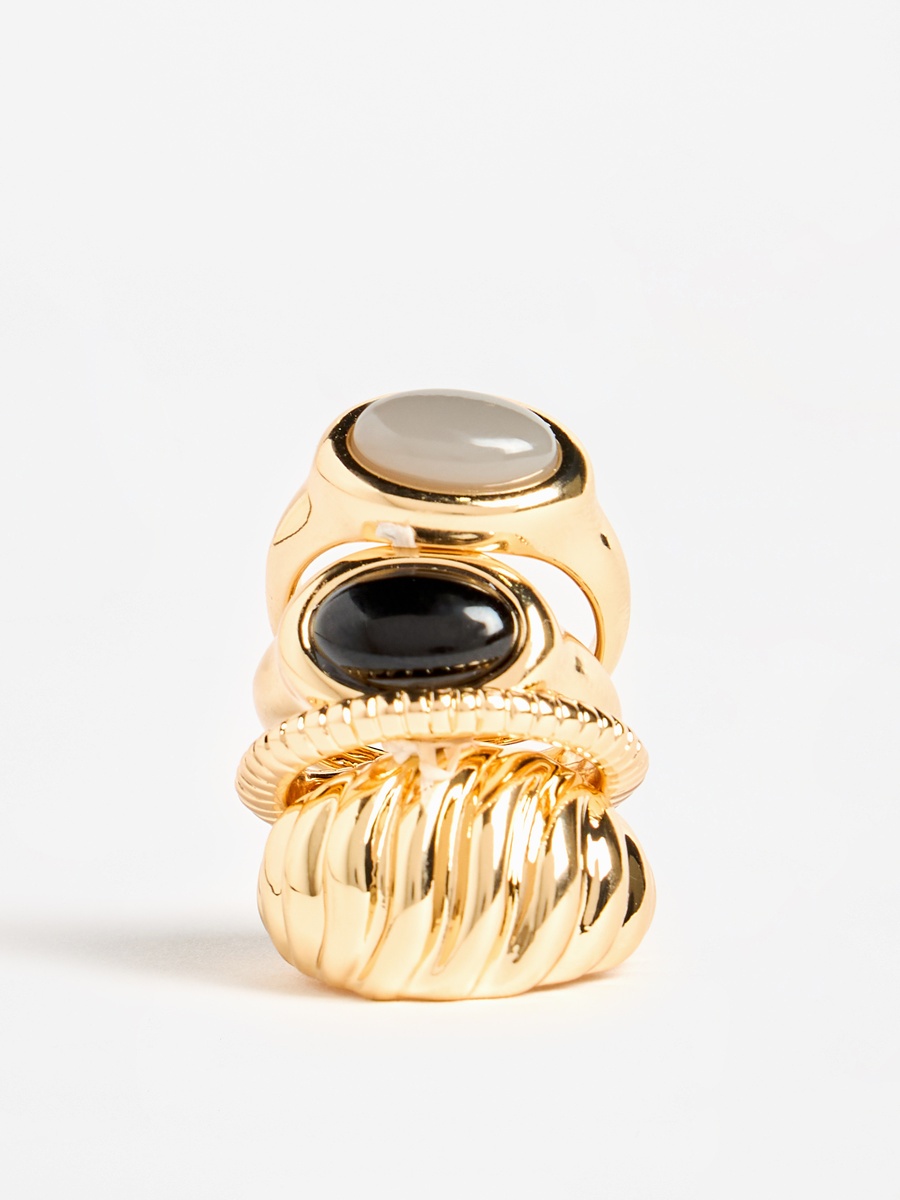 Pack of 4 - Assorted Ring
