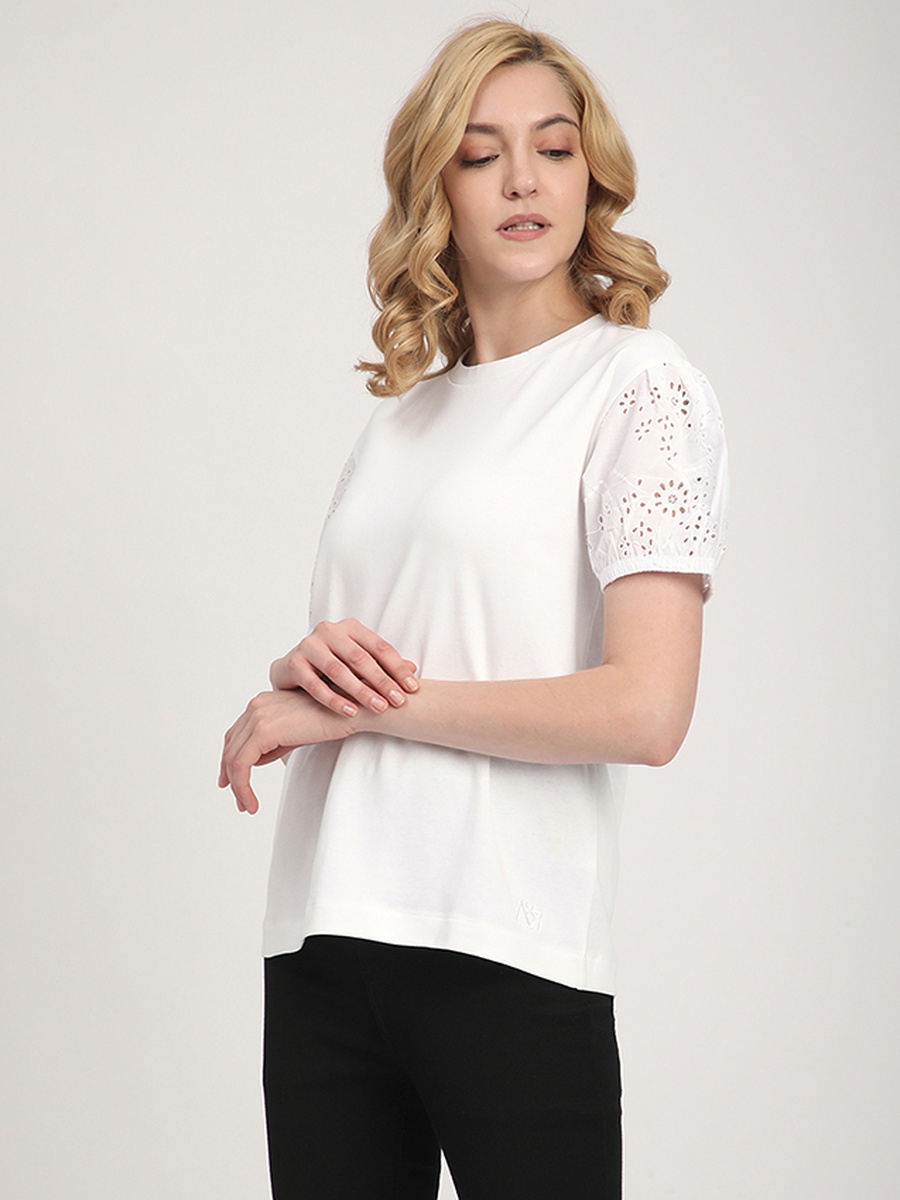 Solid Schiffli Short Sleeve T-Shirt