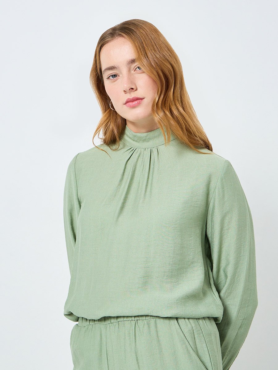 Women Solid High Neck Top and Pants Co-Ords