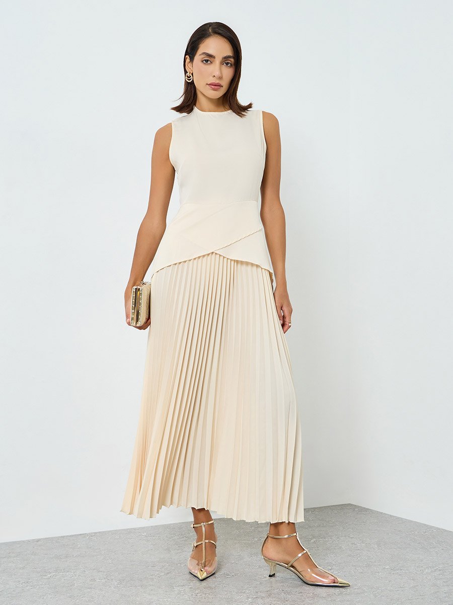 Women Solid Sleeveless Pleated Detail Midi Dress