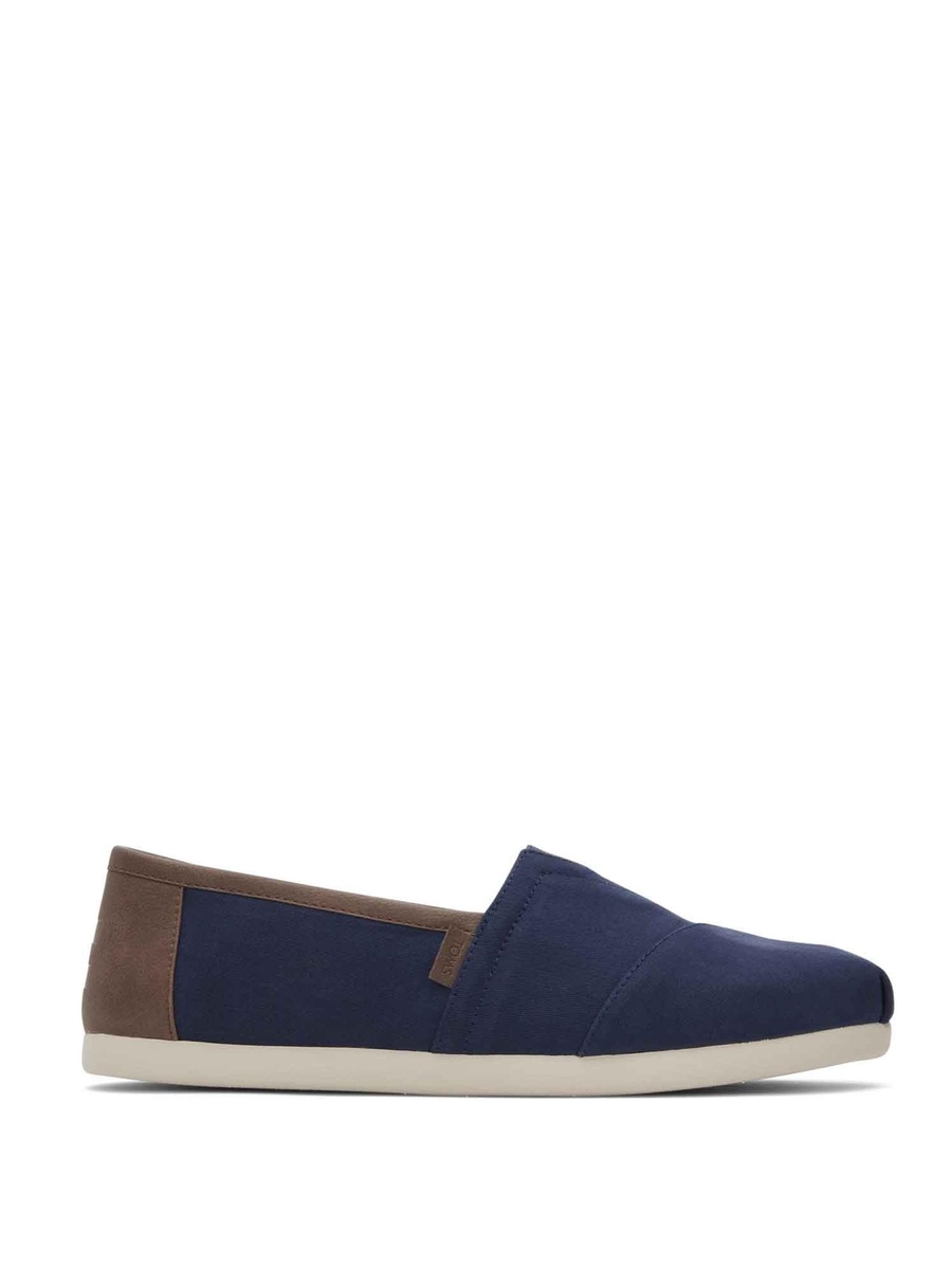 Men Plain Slip-On Shoes