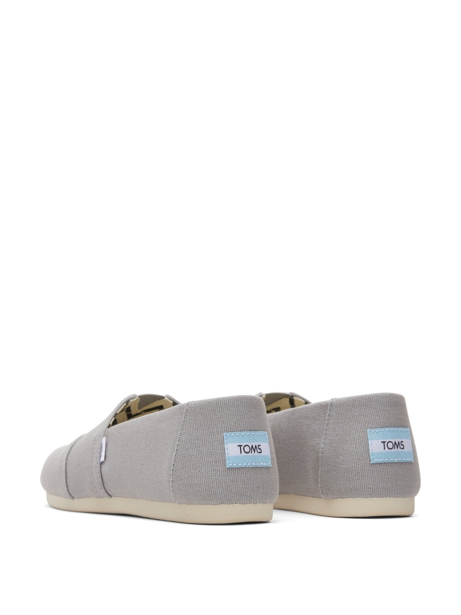 Women Grey Plain Round Slip-On Shoes