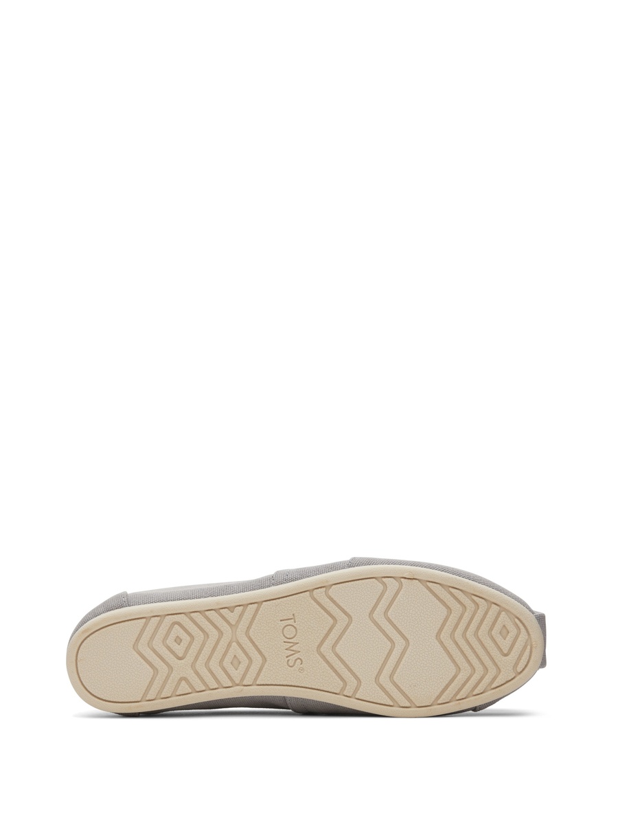 Women Grey Plain Round Slip-On Shoes