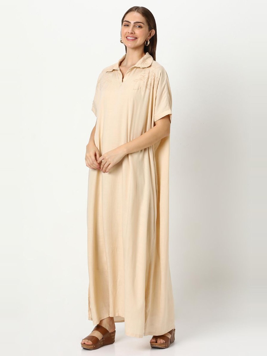 Embroidered Collared A-Line Maxi Dress