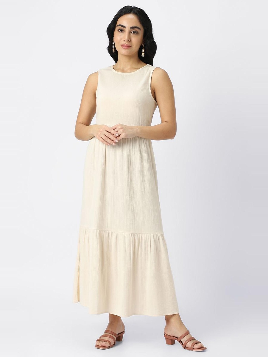Textured Sleeveless A-Line Maxi Dress