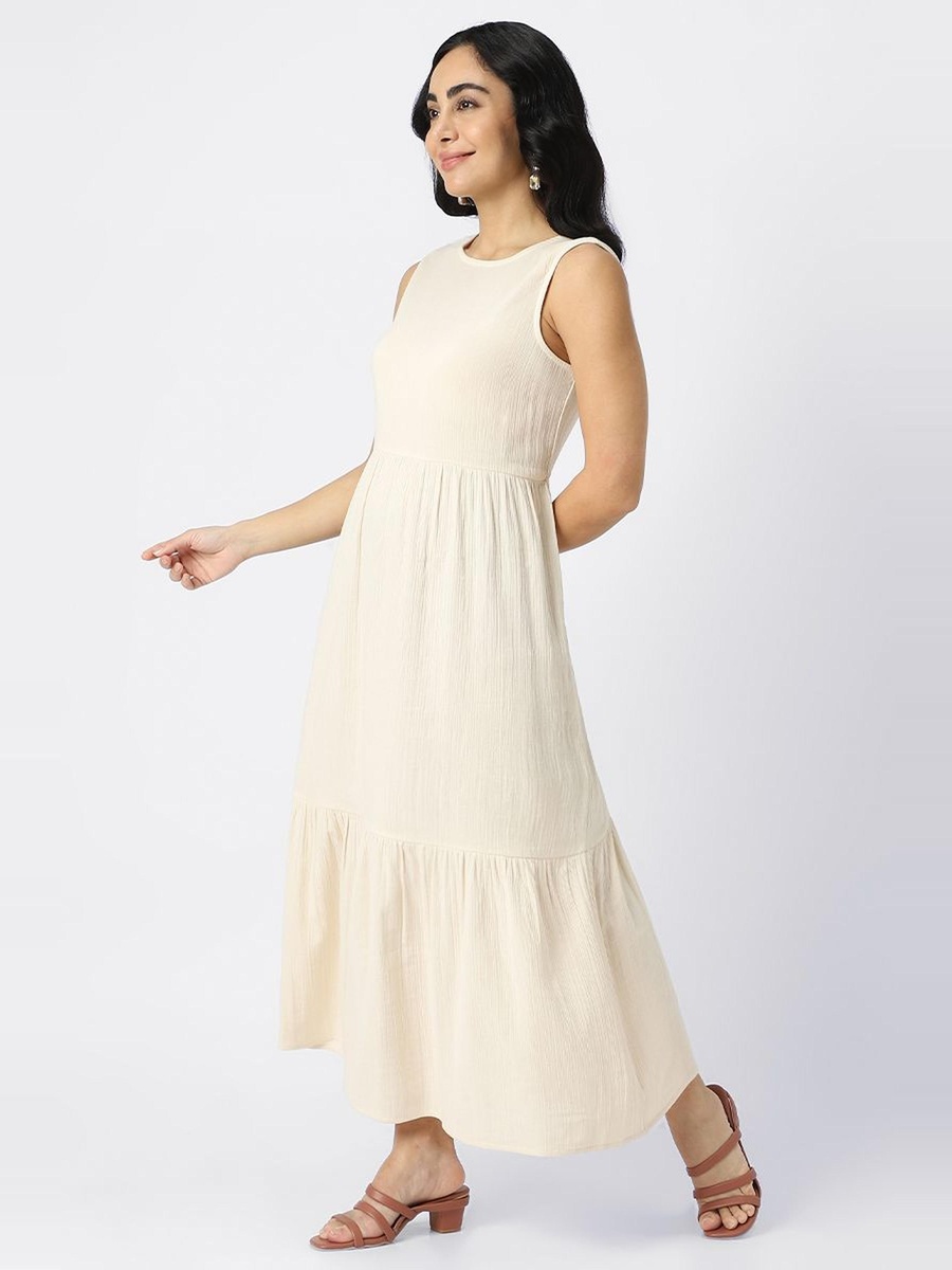 Textured Sleeveless A-Line Maxi Dress