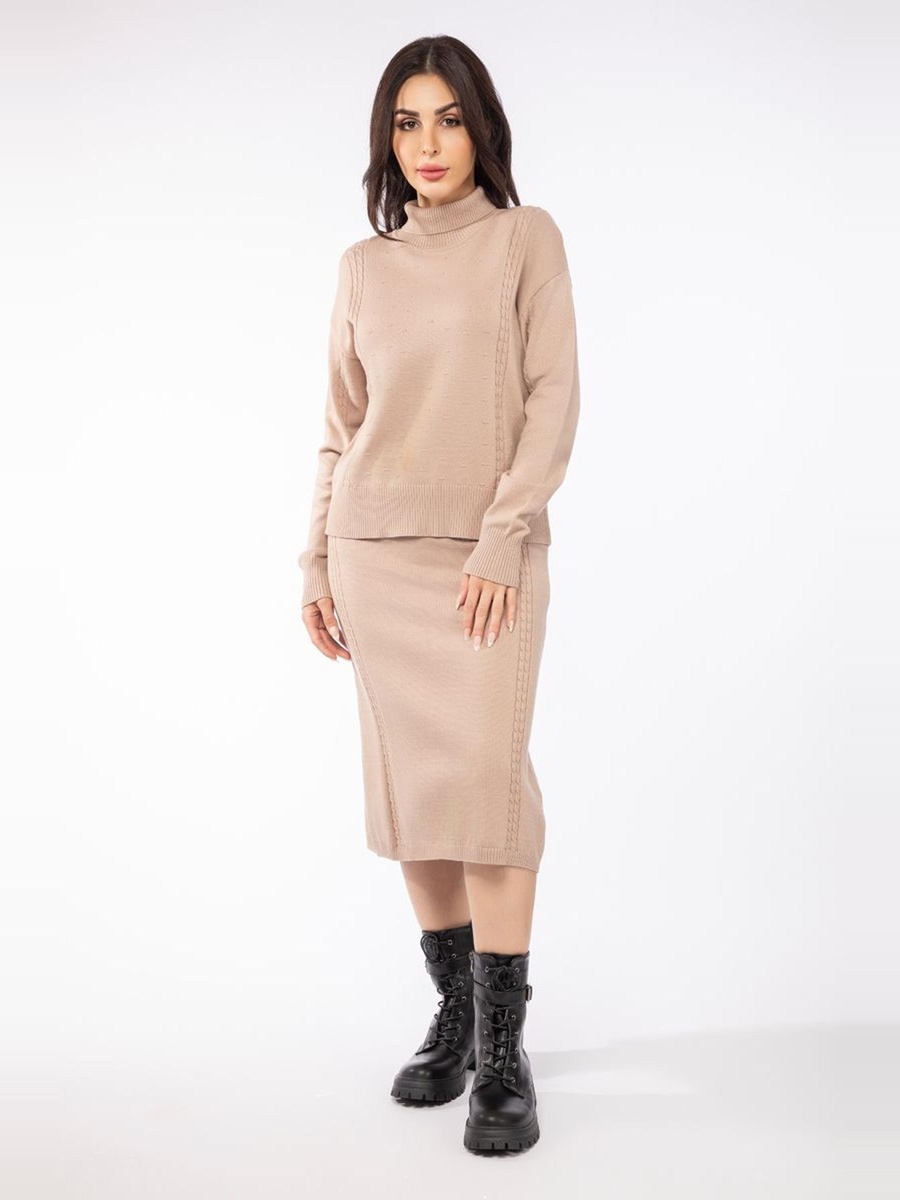 Knitted Skirt with Back Slit