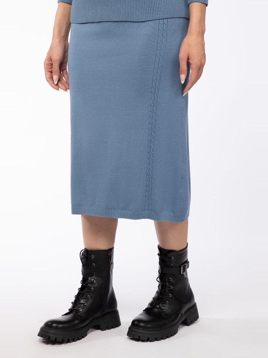 Knitted Skirt with Back Slit