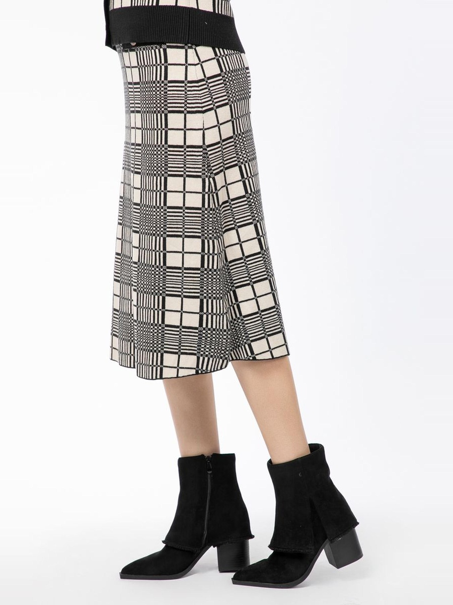 Checkered Knitted Skirt
