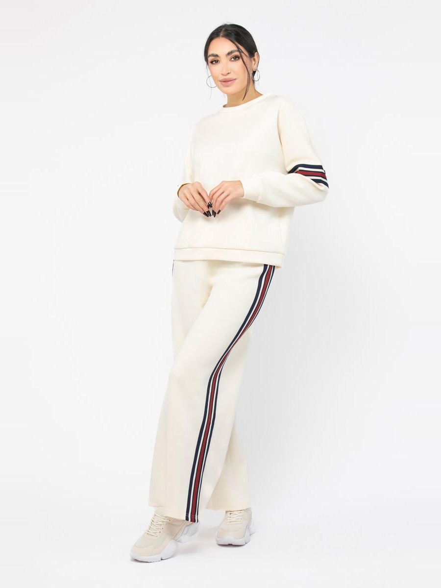 Sweatshirt with Lining On Sleeves