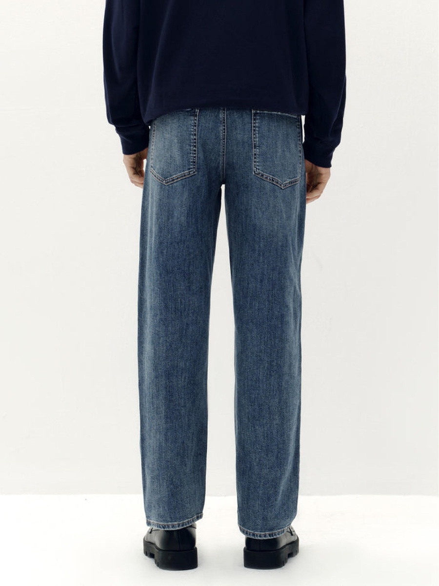 Men Washed Regular Fit Jeans