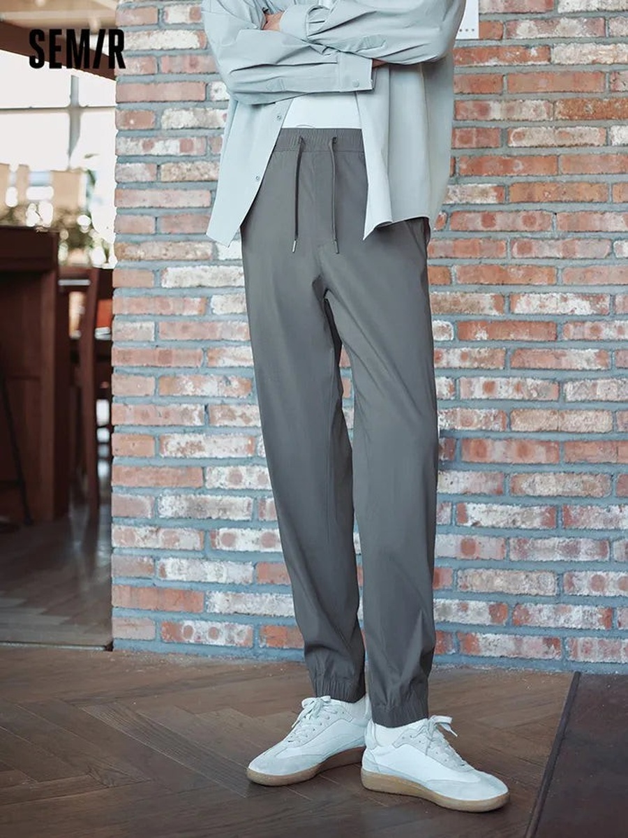 Men Solid Colored Pants