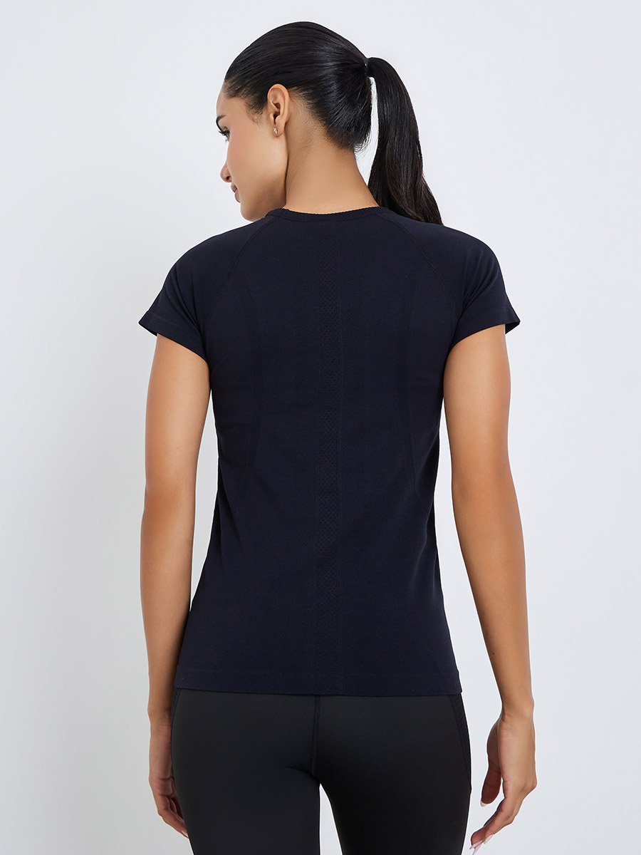 Women Black Seamless Contour Detail Top