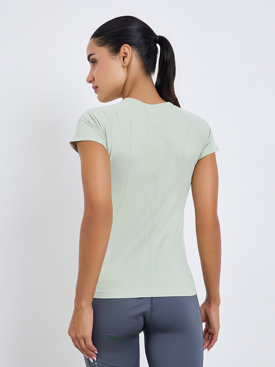Women Seamless Contour Detail Short Sleeve Top