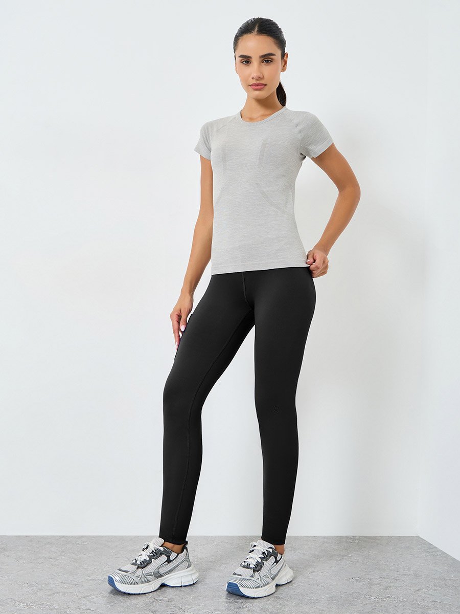 Women Seamless Contour Detail Short Sleeve Top