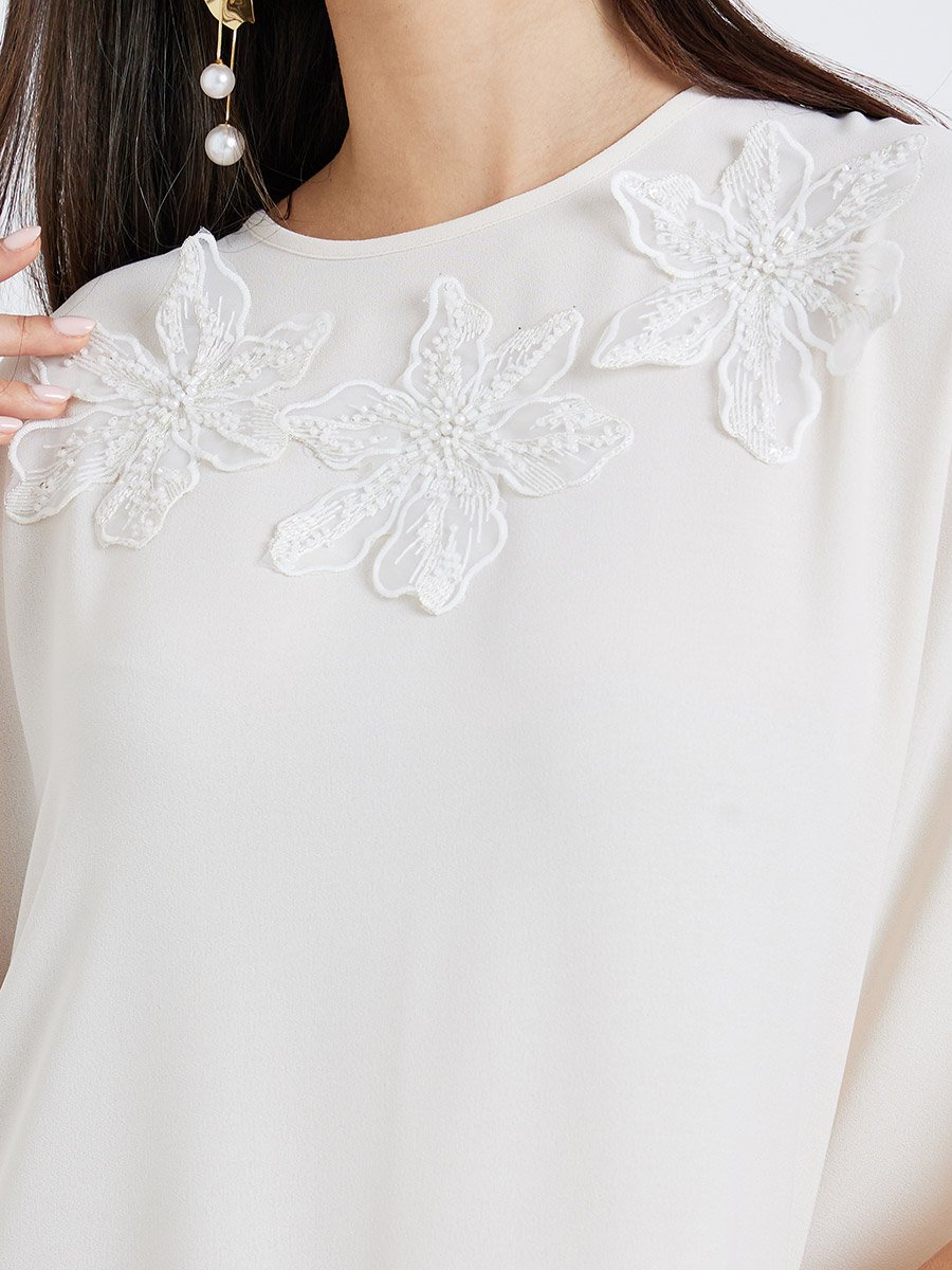 Women Embellished Maxi Kaftan