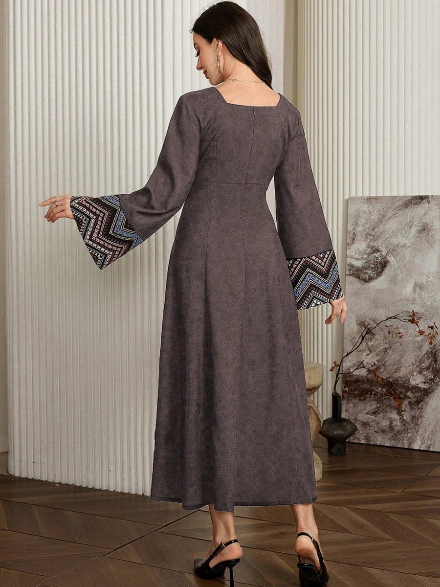 Women Graphic Print Square Neck Jalabiya