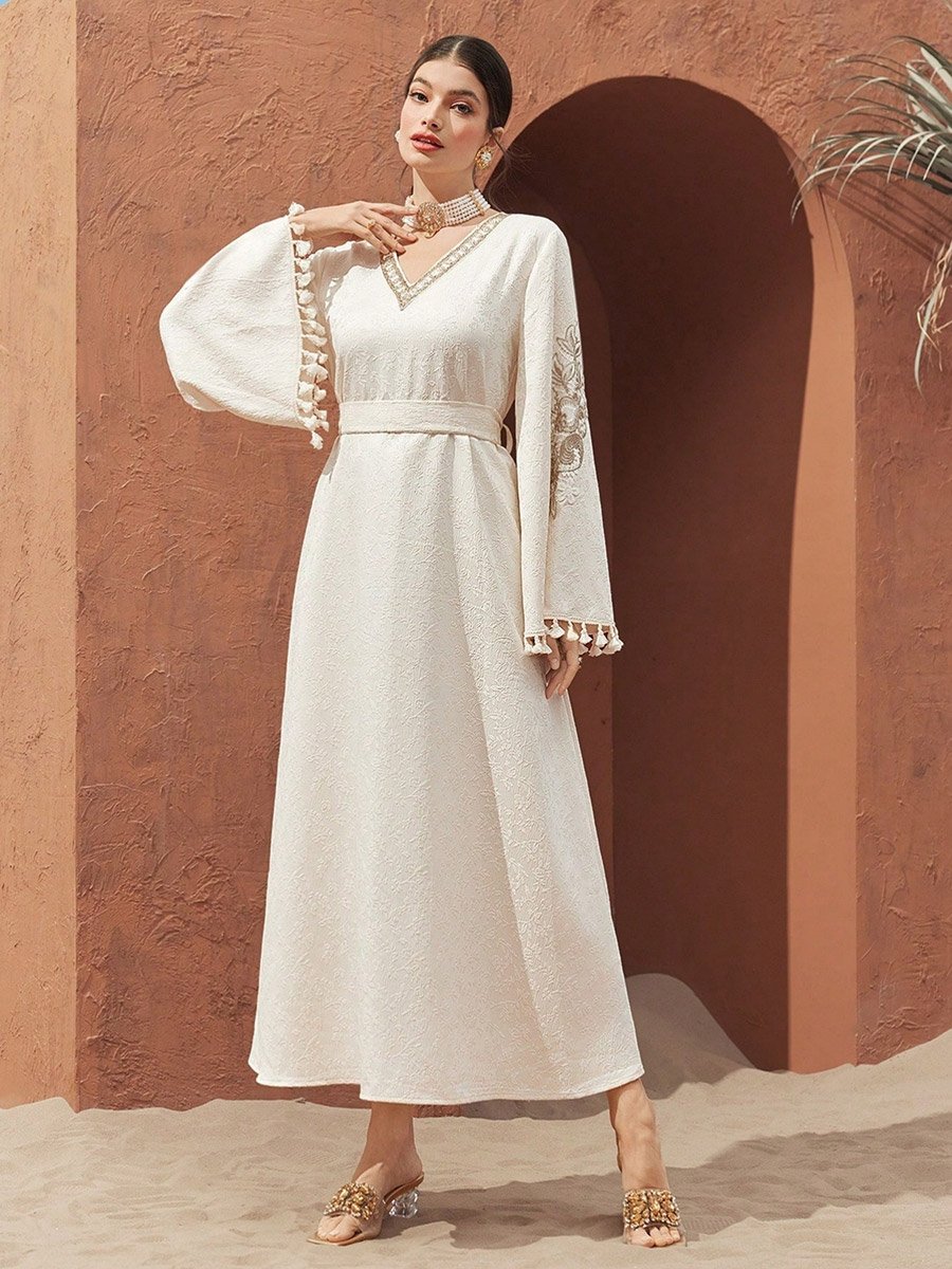 Women Jacquard Jalabiya with Tassel Trim