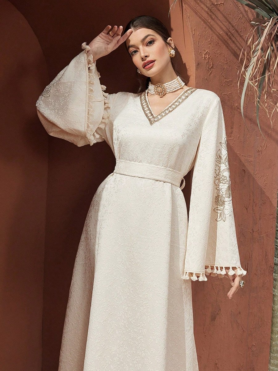Women Jacquard Jalabiya with Tassel Trim
