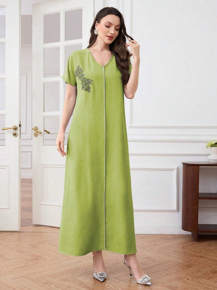 Women Leaf Patch Detail V Neck Maxi Dress