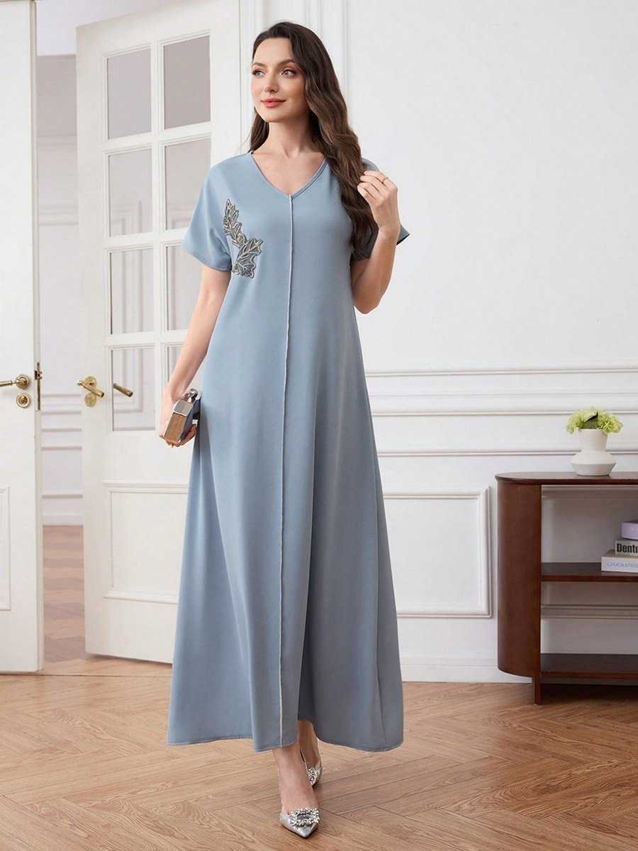 Women Leaf Patch Detail V Neck Maxi Dress