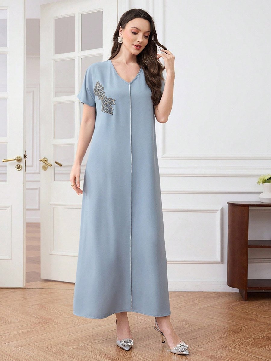 Women Leaf Patch Detail V Neck Maxi Dress